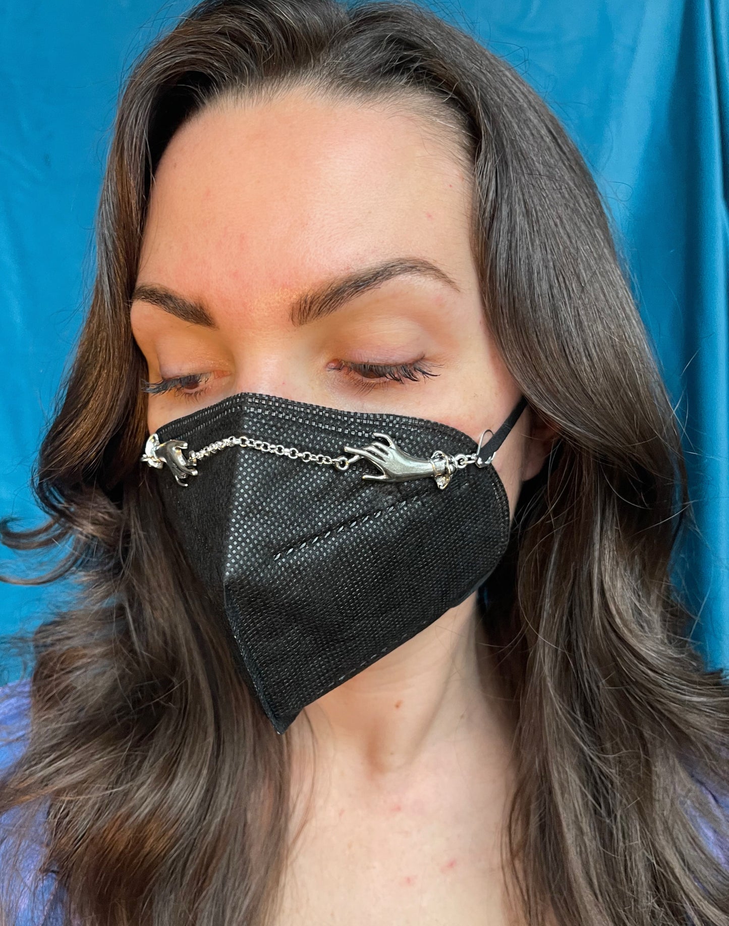 Hand Of Comfort Mask Chain