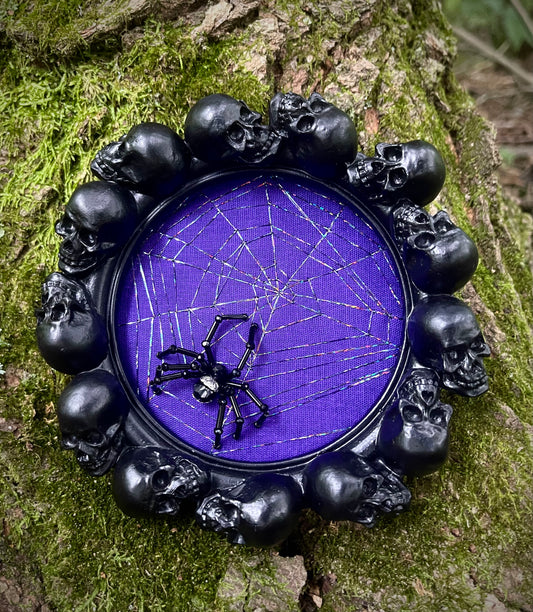 Ultra Violet Arachnid 🕷️