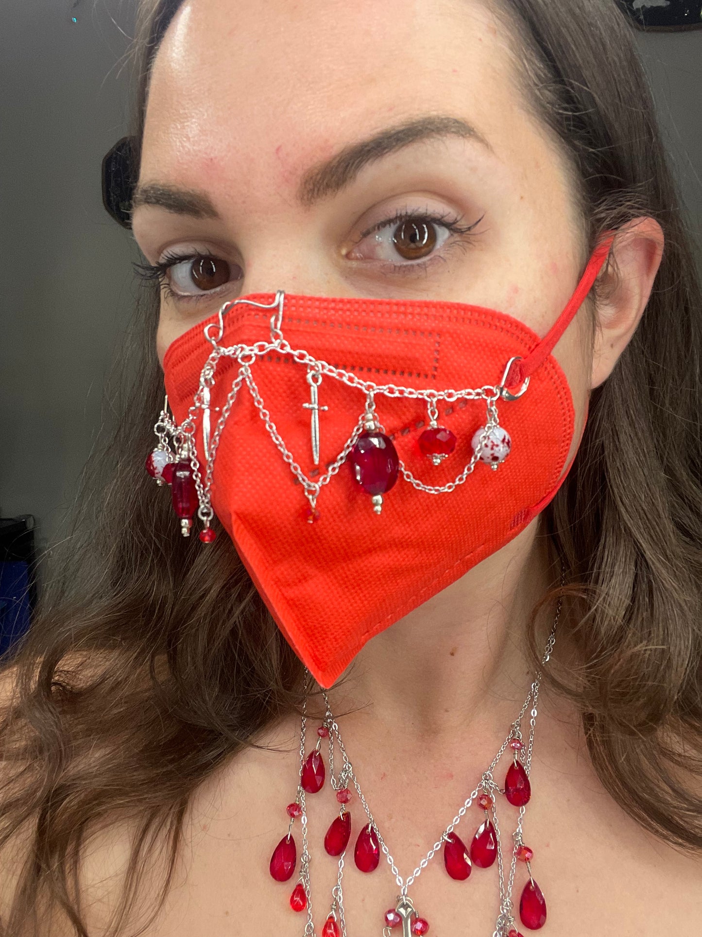 Crimson crystal mask chain