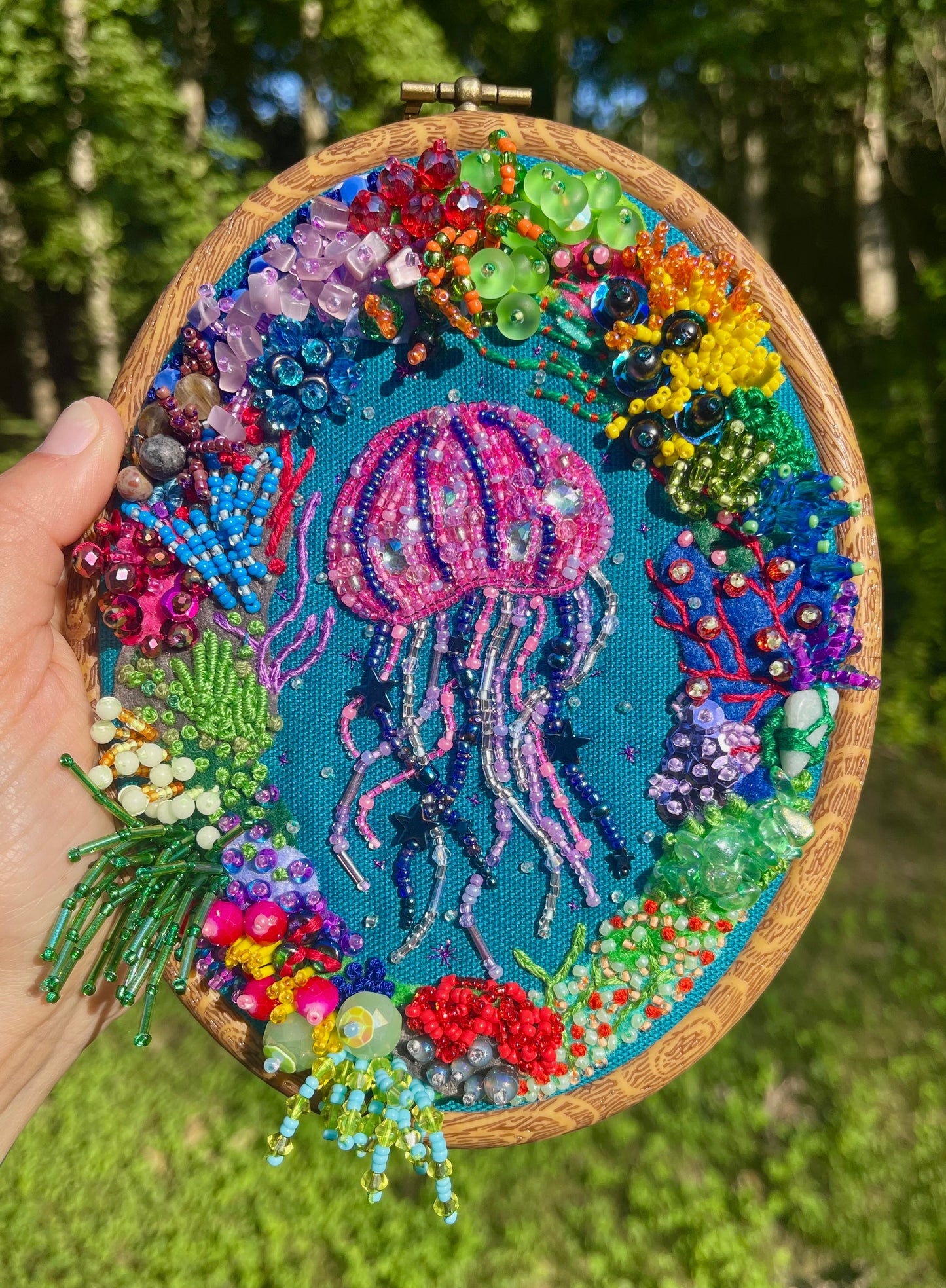 Prismatic tides